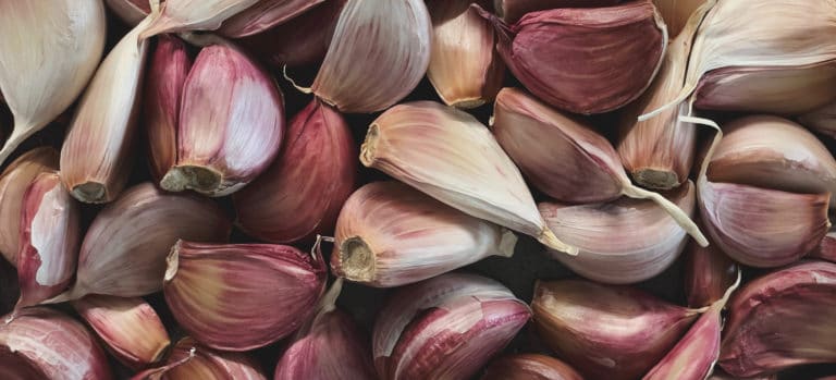 red garlic cloves